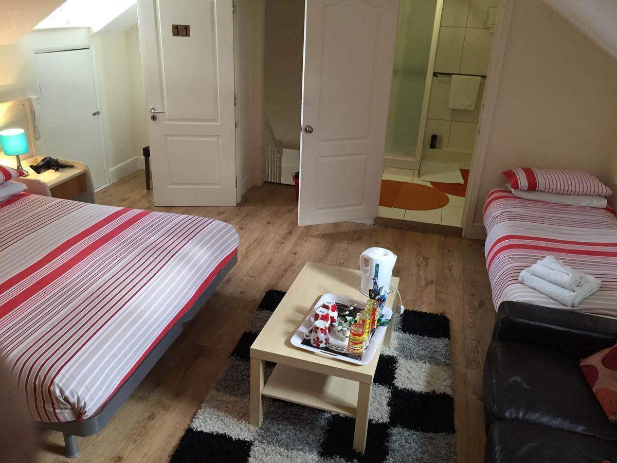 Inn On The Broadway Woking Eksteriør bilde