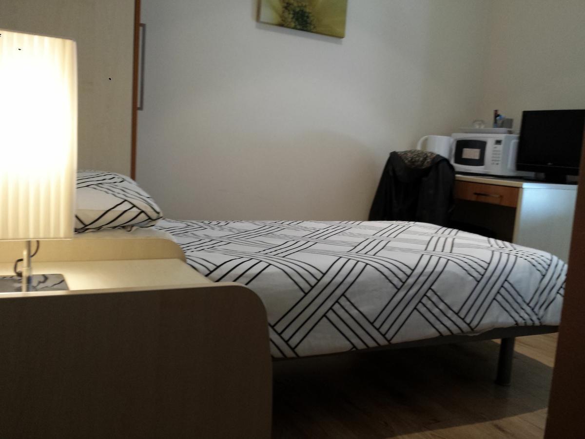 Inn On The Broadway Woking Eksteriør bilde